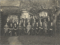 foto-19542 Bestuur en leden Turnkring West-Friesland, ca. 1920