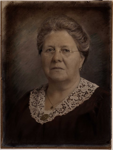 1c52 Anna Charlotte Christine van Rooijen (geboren Ouderkerk a/d IJssel 1865) : echtgenote van Cornelis Willem Corts, 1925?