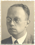 65j6(5) Dr. W.J. Thijssen, directeur R.H.B.S., 1945