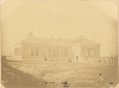 foto-13761 Gemeenteschool te Berkhout, ca. 1875