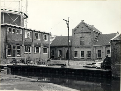 foto-1162 Gerritsland vm gasfabriek, ca. 1960