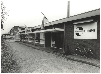 foto-12563 Bedrijfspand Edmon Keukens op industrieterreinHoorn '80, 1991