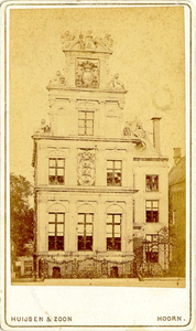 foto-1259 Hoorn : gevel Westfries Museum, ca. 1870
