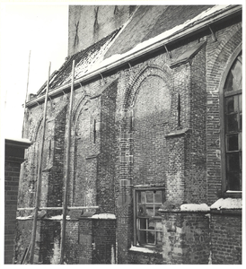 foto-18260 Schellinkhout : gevel hervormde kerk, 1953