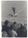 foto-24291 Officiële opening door Dr.ir. D.R. Mansholt van het gemeentelijk sportpark te Grootebroek, 1953