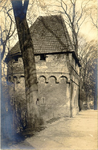 foto-4276 Hoorn: Maria- of Kruittoren aan Achter de Vest, 1900