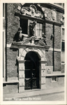 foto-4290 Hoorn, Ingang Hotel De Doelen, ca. 1955