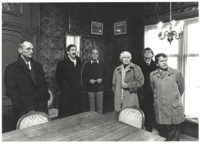 foto-12445 Staatssecretaris De Graaff - Nauta van Binnenlandse Zaken brengt werkbezoek aan Hoorn, 1990, 6 december