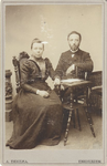 foto-8384 Portret van Jochem van der Sluis en zijn echtgenote Sietske Hoekers, 189-?