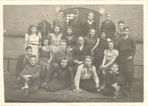 foto-15328 Tweede klas Rijks Hogere Burgerschool Hoorn 1946, 1946