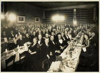 foto-585 Reünistendiner ter gelegenheid v.h. 70 jarig bestaan der H.B.S. te Hoorn op 19 Nov. 1938 in het Doelenhotel, ...