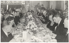 foto-8878 Diner in het stadhuis van Hoorn ter gelegenheid van het bezoek van het koninklijk paar, 1952, 20 en 21 juni