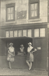 foto-9172 Hollandsch Marktplein : Sigarenwinkel, 1929, 22 t / m 27 juli