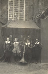 foto-9184 Hollandsch Marktplein : Muziekgroep in historische kledij, 1929, 22 t / m 27 juli