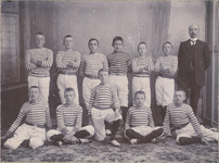 foto-15385 Gymnastiekklasse, ca. 1910