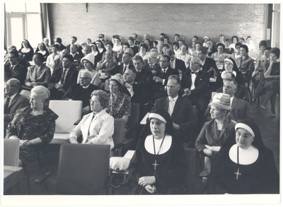foto-22563 Officiële opening verpleegstershuis Sint Jans Gasthuis te Hoorn, 1962