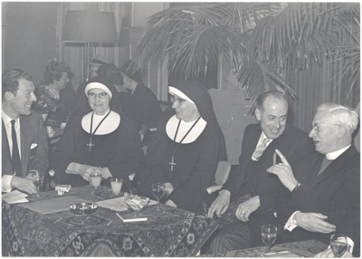 foto-22716 Mogelijk viering van het eeuwfeest van de Zusters van Liefde in Hoorn op 11 november 1965, ca. 1965