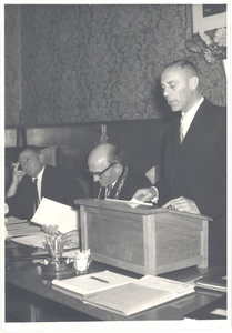 foto-24288 Beëdiging gemeentesecretaris D. Bakker, 1961