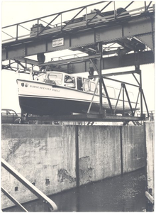 foto-24454 Rondvaartboot 'Burgemeester Roël' maakt proeftocht door de Streek, 1963