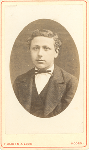 foto-37609 Portret van een onbekende jongeman, ca. 1875 - ca. 1880