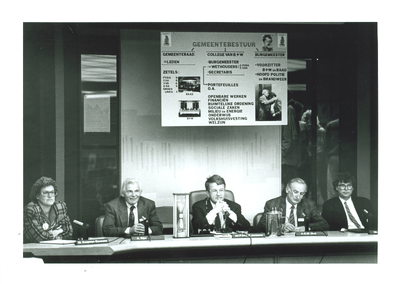 foto-37972 Burgemeester en wethouders van Hoorn, ca. 1990