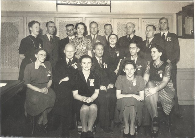 65j1(12) Het uitvoerend comité dat de jubileumfeesten heeft georganiseerd (75-jarige), 1945