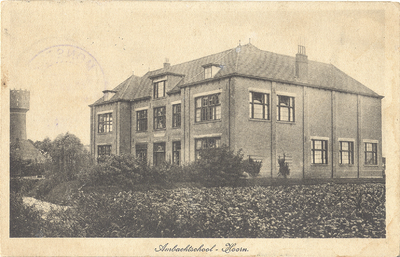 foto-13555 Ambachtschool - Hoorn, ca. 1920