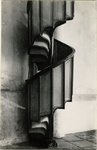 foto-1200 Herstelling Gotische eikenhouten trapje in de Noorderkerk te Hoorn, 1942