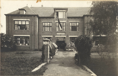 foto-15356 Gevel Ambachtsschool voor Hoorn en Omstreken aan het Keern te Hoorn, 1925
