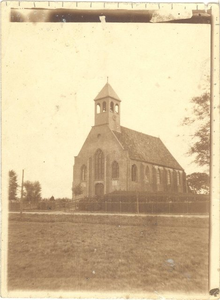 foto-16710 Hervormde kerk aan het West te Avenhorn, ca. 1920