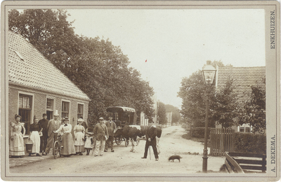 17690 Venhuizen : Westerbuurt omstreeks 1908, ca. 1900