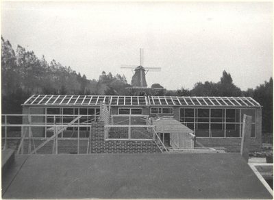 foto-18096 Bouw openbare basisschool Roelof van Wienesse, 1952