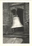 foto-18221 Plaatsing klok in de toren van de Ned.Herv. kerk te Hem op 6 Feb. 1948, 1948