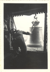 foto-18224 Plaatsing klok in de toren van de Ned.Herv. kerk te Hem op 6 Feb. 1948, 1948