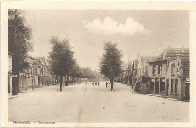 foto-18415 Medemblik. - Nieuwstraat, 1945
