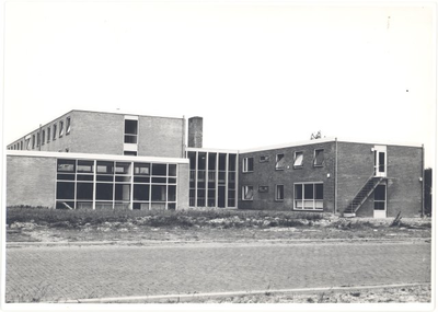 foto-22505 Het verpleegstershuis van het Sint Jans Gasthuis aan de Maelsonstraat te Hoorn, ca. 1965