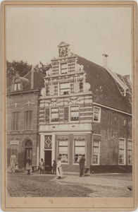 30198 Gevel Westerstraat 158 (Anno 1617) te Enkhuizen omstreeks 1900, 1900