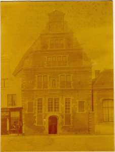 foto-357 St. Jans Gasthuis Kerkplein, 1883