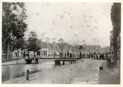 foto-4125 Turfhaven hoek Spoorstraat, 1878