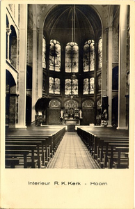 foto-5238 Interieur R.K. Kerk - Hoorn, 1945