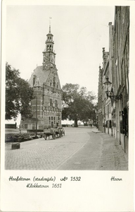 foto-5262 Hoofdtoren (stadszijde) Ao. 1532 Klokketoren 1651 Hoorn, 1945