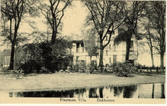 foto-5809 Plantsoen Villa Enkhuizen, ca. 1910