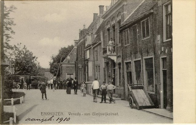 foto-5833 Enkhuizen : Venedy - van Bleijswijkstraat, ca. 1900