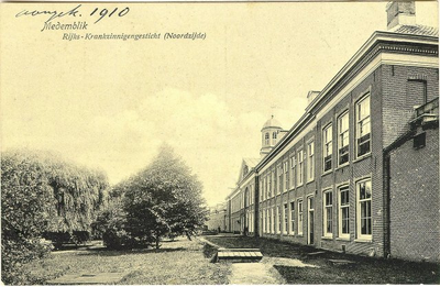 foto-5882 Medemblik Rijks-Krankzinnigengesticht (Noordzijde), ca. 1910
