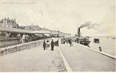 foto-6123 Enkhuizen, Station en Veerboot, ca. 1910