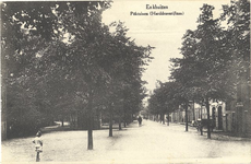 foto-8225 Enkhuizen : Paktuinen (Harddraverijbaan), ca. 1920