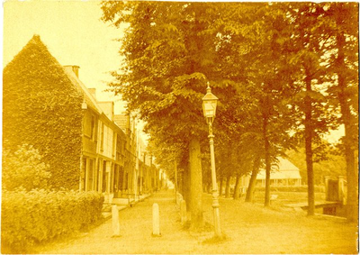 foto-856 Koepoortsweg van de zuidzijde gezien, voor de aanleg van de spoorweg, 1878