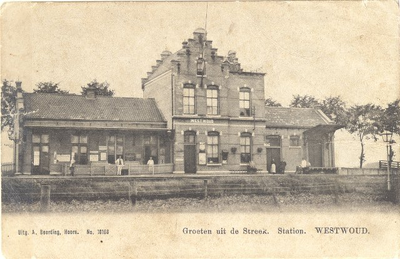 foto-9051 Groeten uit de Streek. Station. Westwoud, ca. 1910
