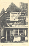 foto-9255 Oud Hollandsch huis. Enkhuizen, ca. 1900