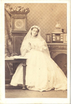 foto-17118 Portret van een jonge vrouw, poserend als 'Lucia', 1863